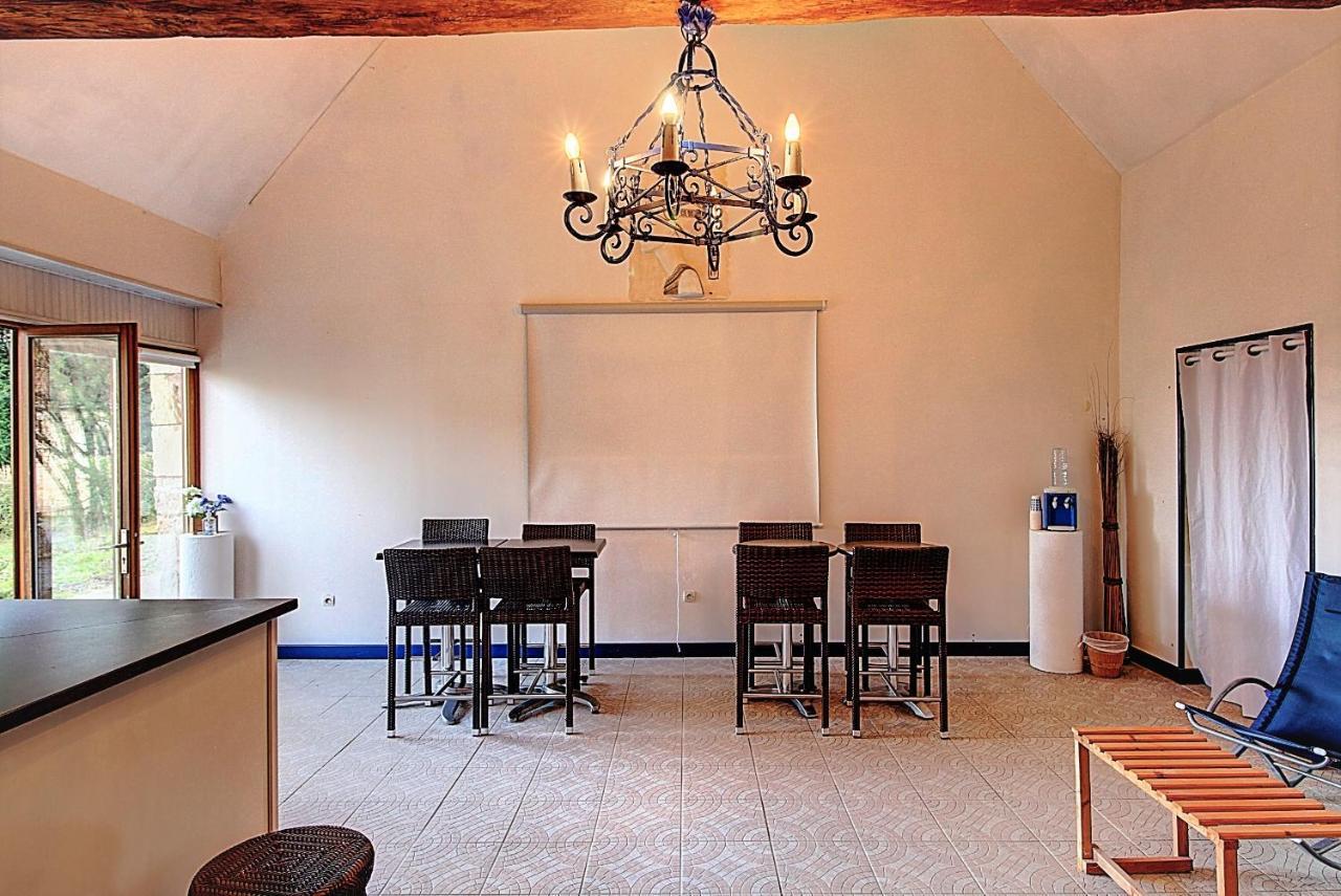 Gite De La Courtaudiere Le Petit-Pressigny Kültér fotó
